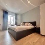 Tour D'auvergne - En Plein Centre Ville, Proche De La Cathédrale Et De La Place De Jaude *