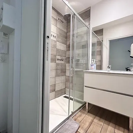 Tour D'auvergne - En Plein Centre Ville, Proche De La Cathedrale Et De La Place De Jaude Διαμέρισμα Κλερμόν Φεράν