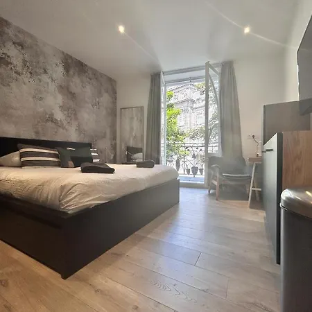 Tour D'auvergne - En Plein Centre Ville, Proche De La Cathedrale Et De La Place De Jaude Διαμέρισμα