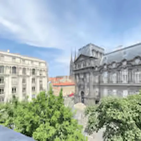 Tour D'auvergne - En Plein Centre Ville, Proche De La Cathédrale Et De La Place De Jaude Clermont-Ferrand
