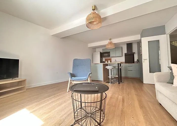 Tour D'auvergne - En Plein Centre Ville, Proche De La Cathédrale Et De La Place De Jaude Clermont-Ferrand