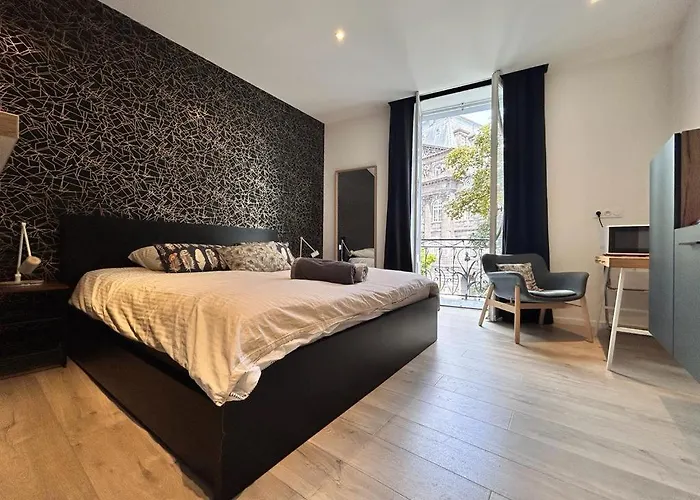 Tour D'auvergne - En Plein Centre Ville, Proche De La Cathédrale Et De La Place De Jaude * Clermont-Ferrand