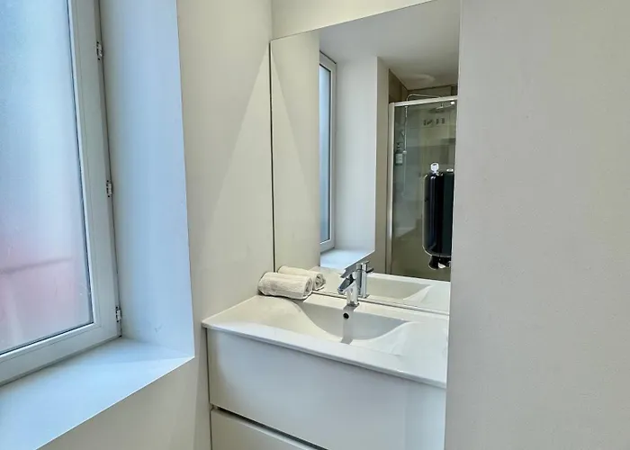 Tour D'auvergne - En Plein Centre Ville, Proche De La Cathédrale Et De La Place De Jaude *