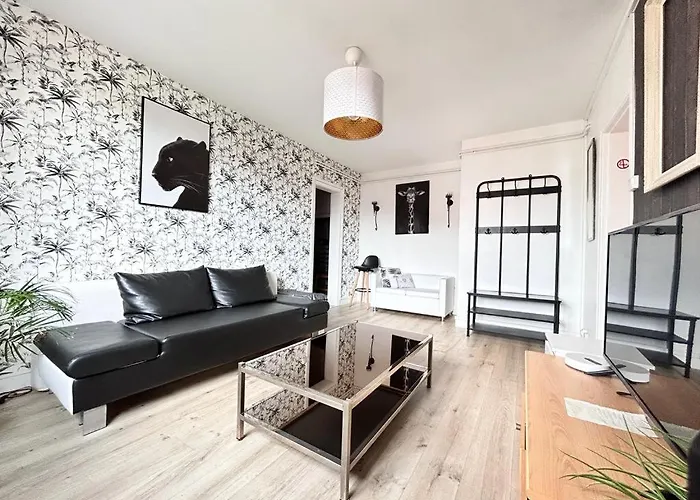 Tour D'auvergne - En Plein Centre Ville, Proche De La Cathédrale Et De La Place De Jaude * Clermont-Ferrand